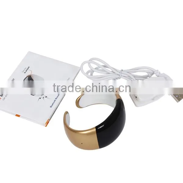 hot vibrate bluetooth braceletfor iphone