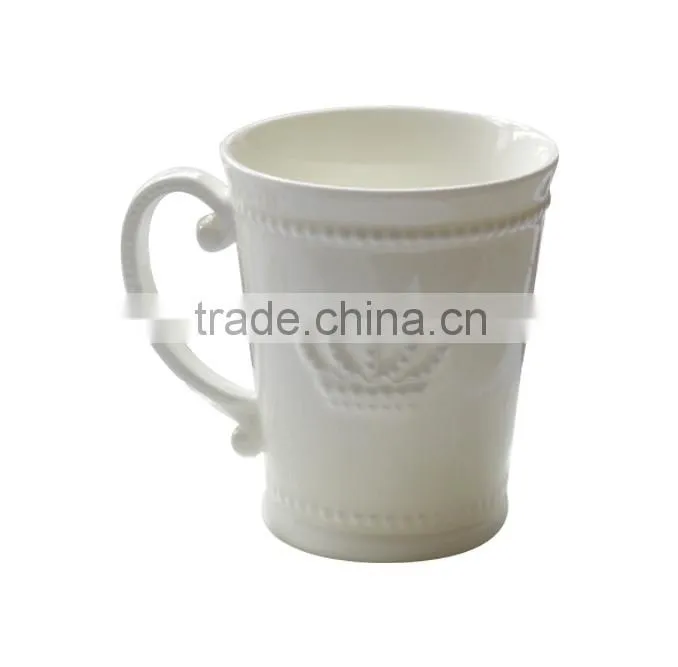 Wholesale 16pcs fine royal bone china dinnerware set, dubai ceramic dinnerware sets
