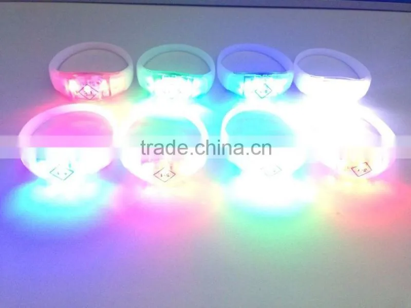 Factory Silicone LED Bracelets , Led Light Bracelets Led Flashing Bracelet , Led Light Wristbands Sound Activated Led Bracelet