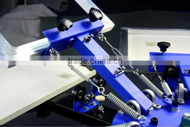 screen printer 4 color t-shirt
