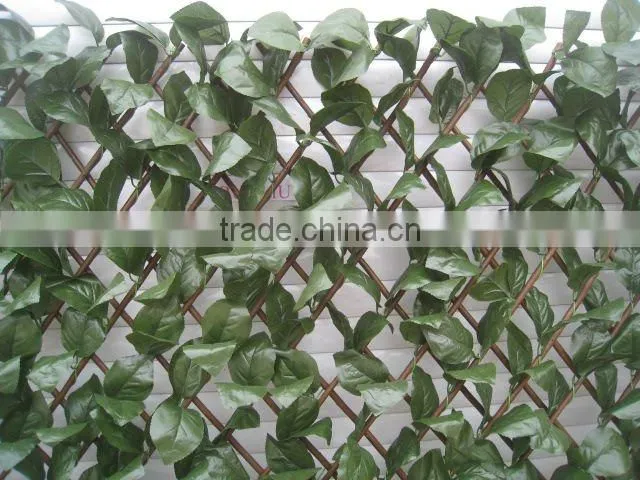Garden Willow Trellis with Artificial Flower
