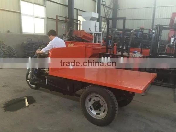 Dump Three Wheel Truck