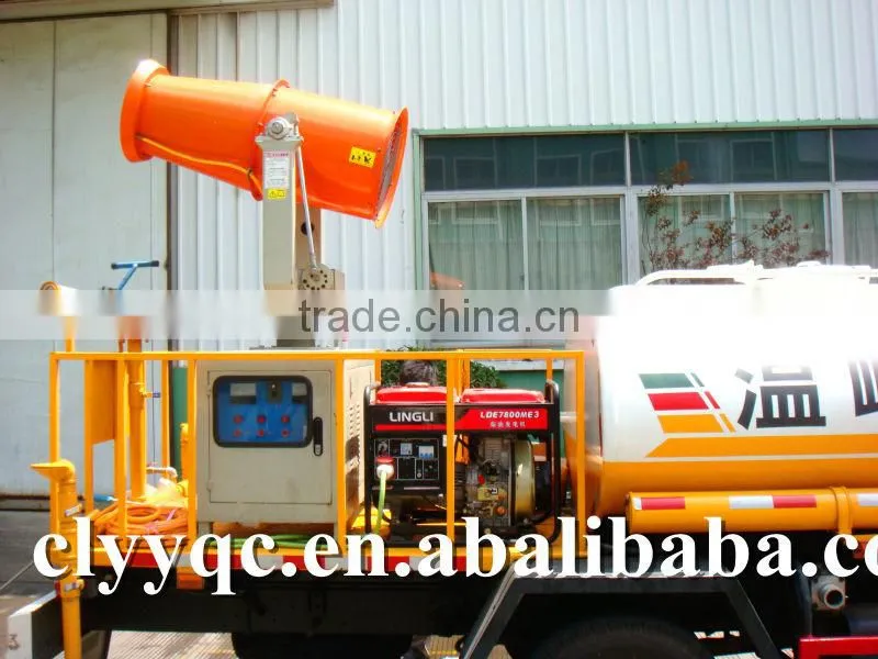 High quality Dongfeng DFAC 4000 liter pesticide truck