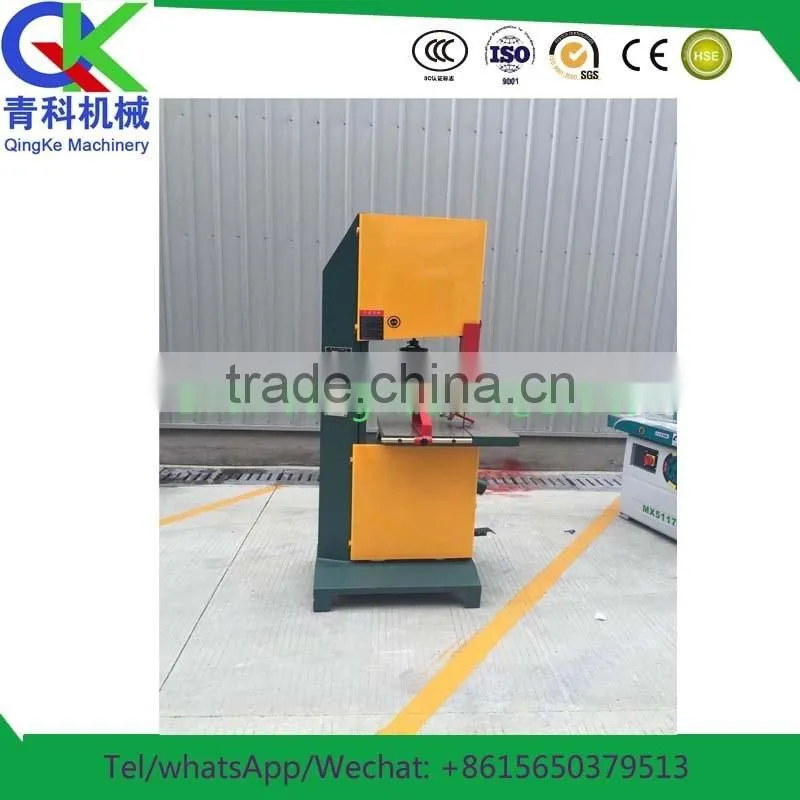 Semi-automatic woodworking sawing machine