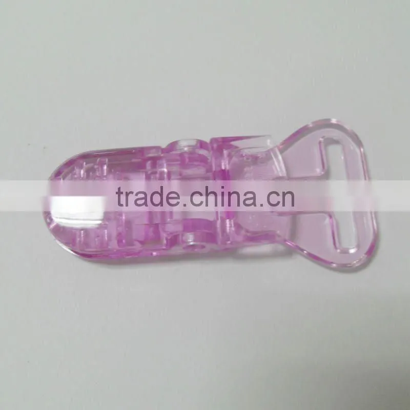 Beautiful Rigid Large Plastic Pacifier Clip for Baby's Safe Use