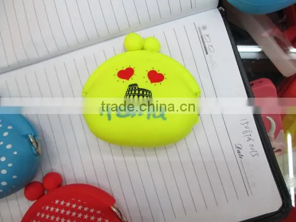 customized Funny imprinted silicone pouch
