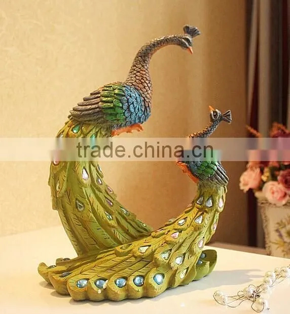 High Quality small resin peacock chair