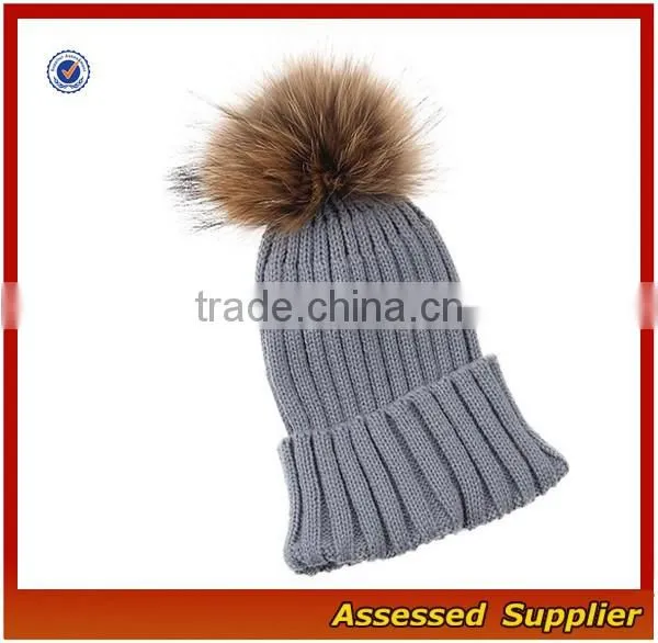 OEM High quality winter knit hat with ball on top women and man fahion beanie knitted hat with pompoms for wholesale