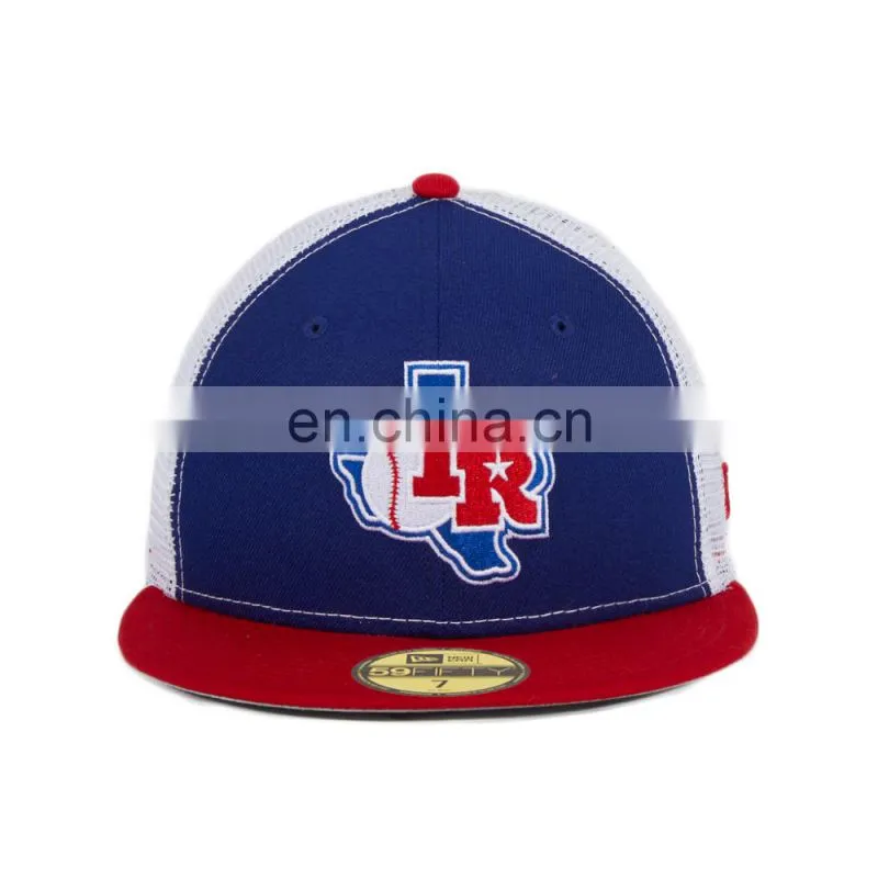 Diznew Custom 2D Embroidery Logo Plastic Strapback 6 Panel White and Purple Thick Dad Baseball Hats