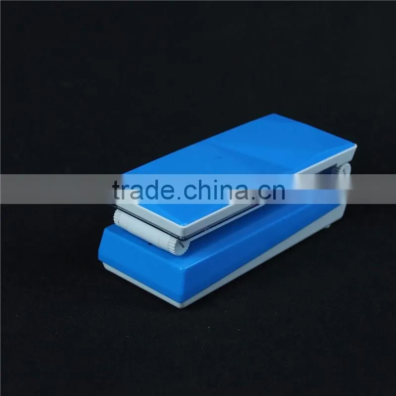 Alibaba Top 1 Supplier,LED Table Desk Lamp Plastic Rechargable Powerful Traditional