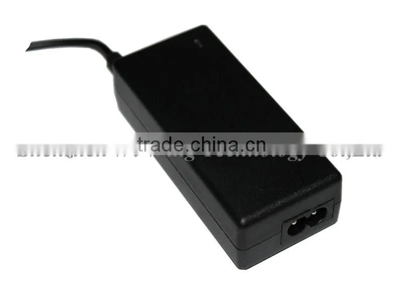 24V 1A Switching Adapter with UL GS CE FCC SAA KC PSE ROHS Approved