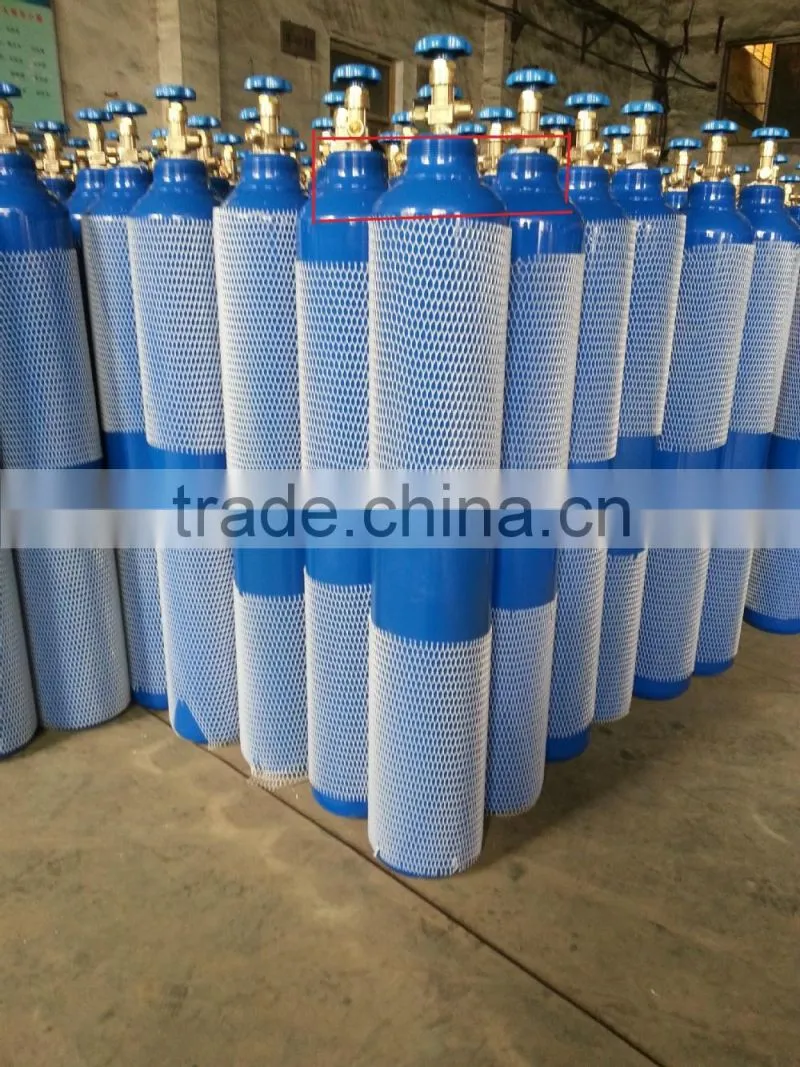 Oxygen Gas Cylinder