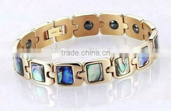 Colorful crystal bracelet with magnets