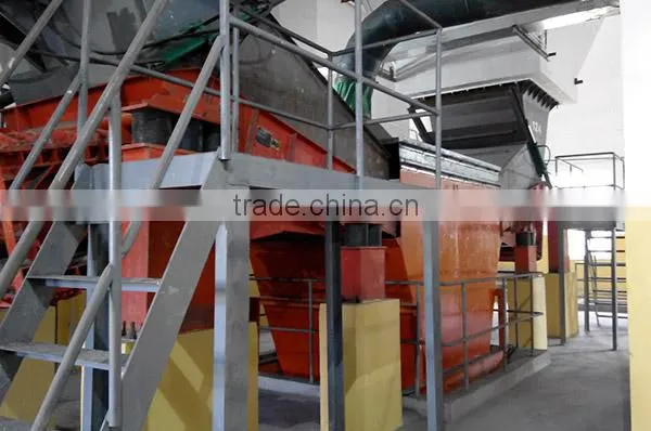 Hanging type vibro feeder for coal feeding