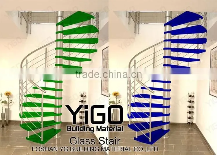 Spiral glass staircase design 9002-4