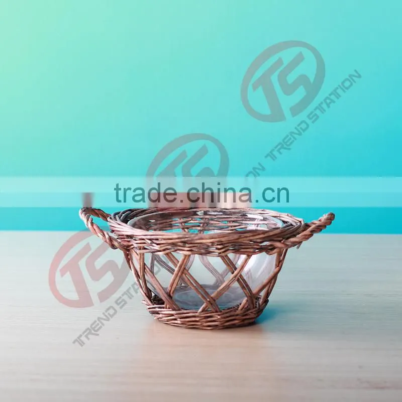 glass bowls for centerpieces with willow