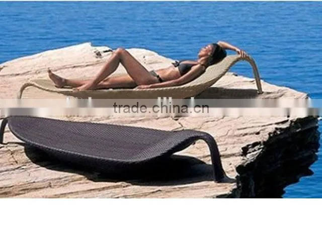 All weather outdoor rattan double sun lounger