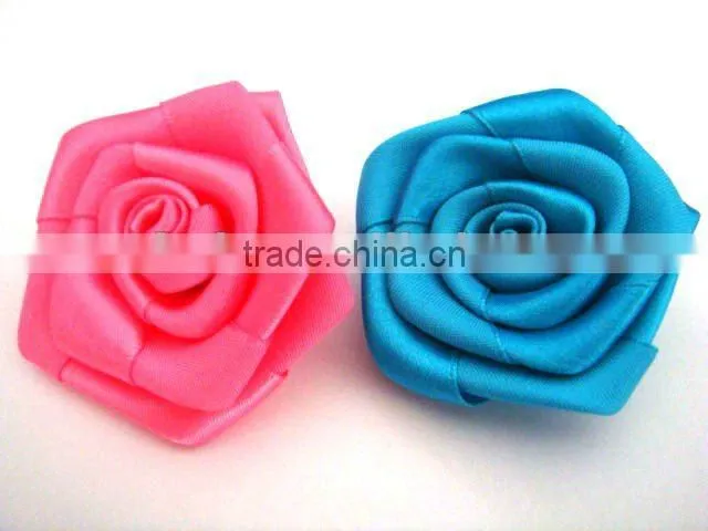 2015 hot sale wholesale mini satin ribbon roses