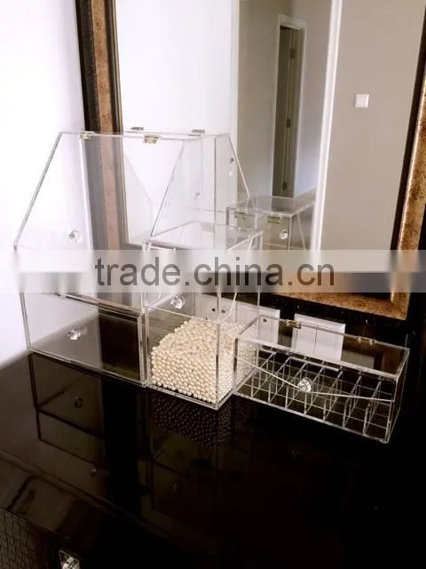 clear plastic storage box with dividers