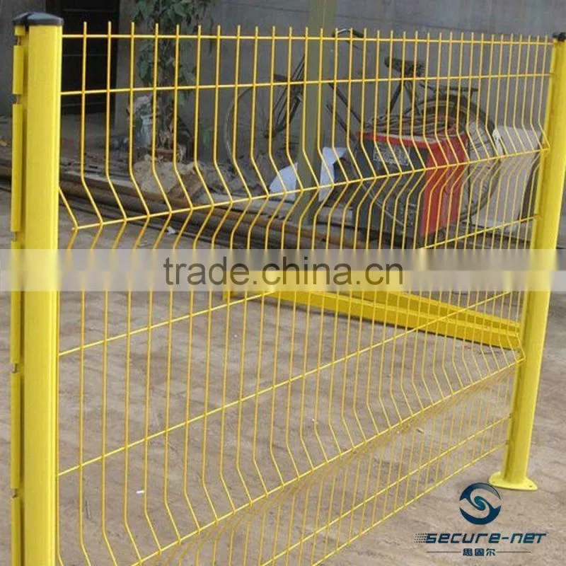 PVC Coated Galvanized Metal Welded Wire Mesh Fence