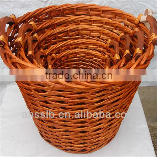wicker garden planter