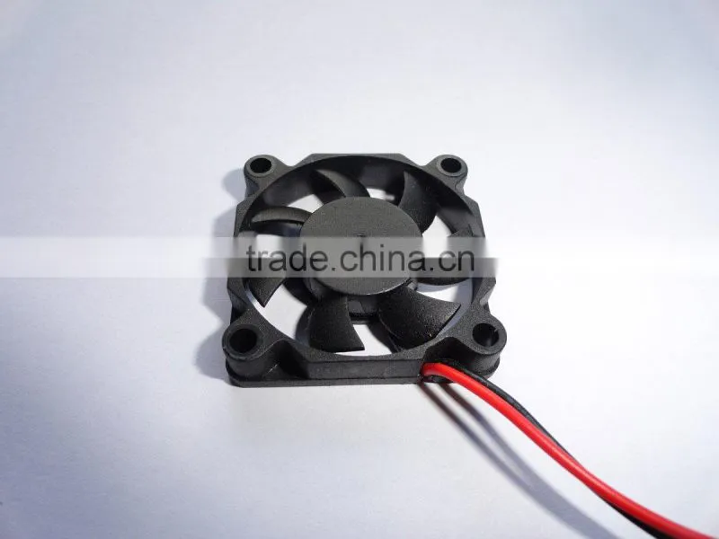 china dc mini fan 35*35*7mm 5v 12v