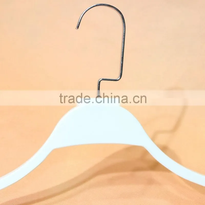 Wholesale thin plastic hanger for clothes display