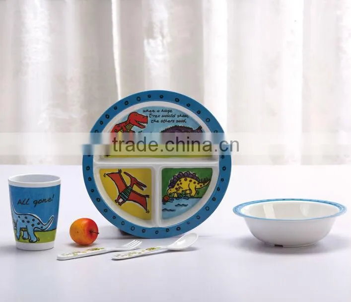 Professional plastic kitchen utensil dinner set for kids