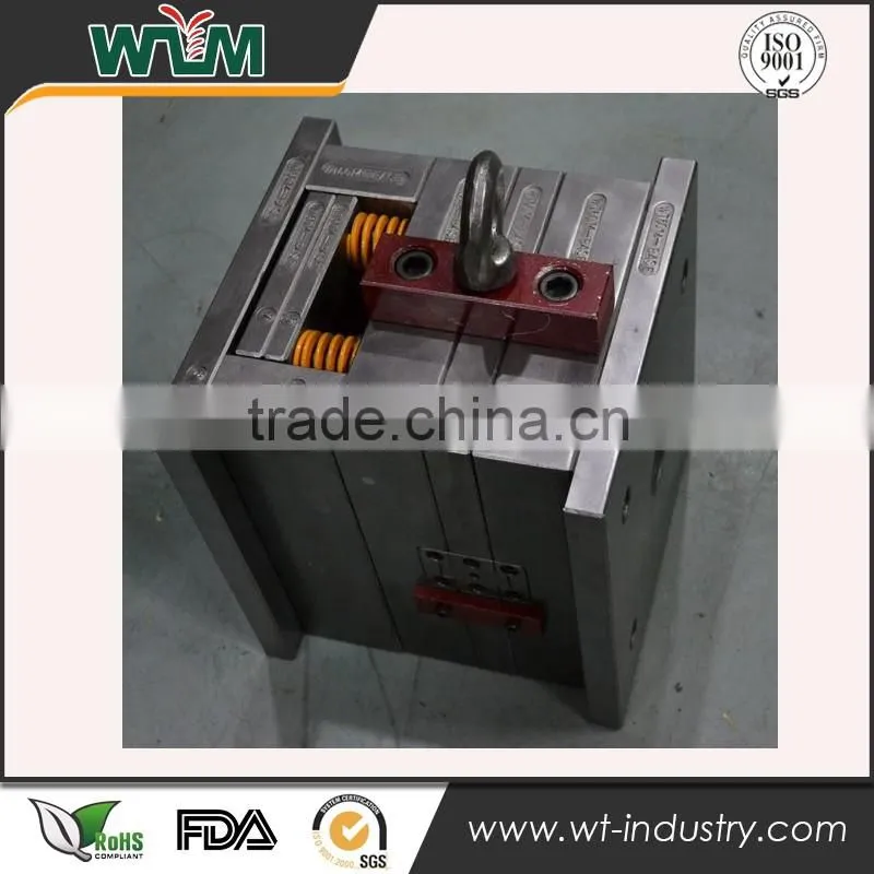 China Supplier Injection Plastic Mold for Plastic Wall Plug