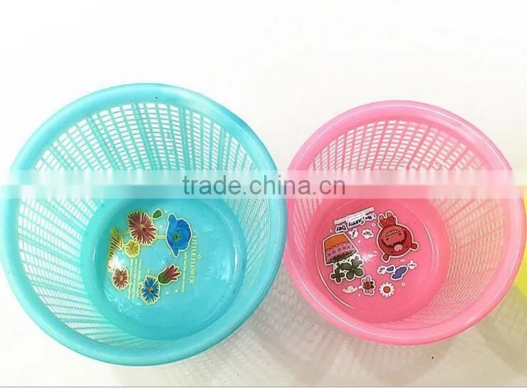 Durable plastic mesh 14L waste bins perforated plastic trash can