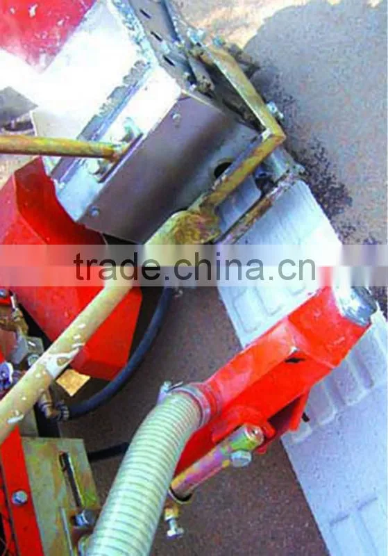 Roadside Hand Push Big Thermoplastic Convex Road Marking Machines