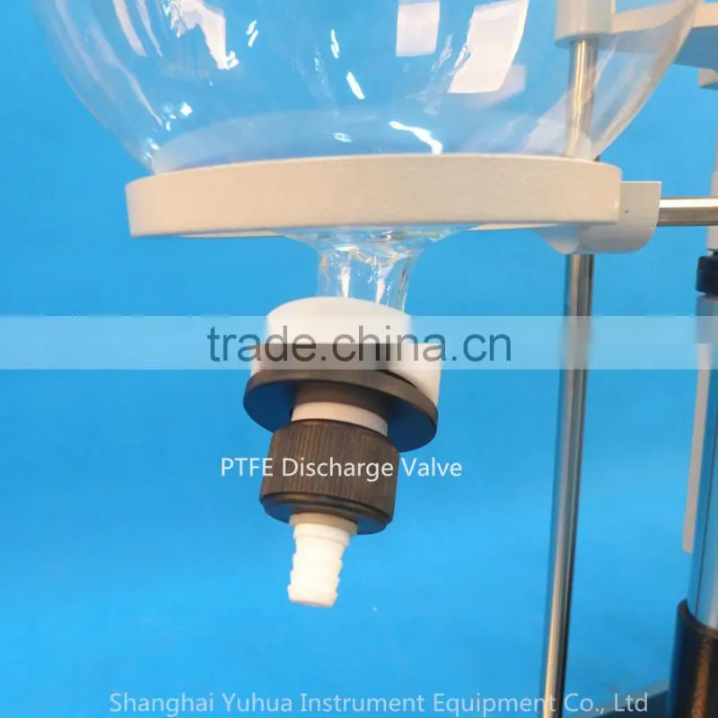 Vacuum thermal evaporation equipment with homoiothermal heat bath