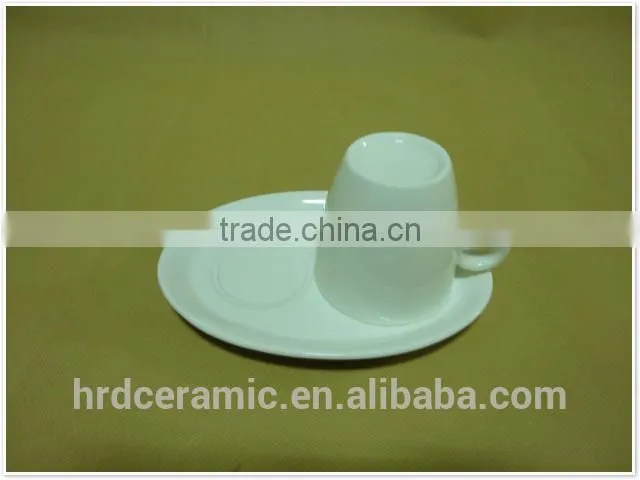 whtie promotion ceramic coffee mug and ceramic plate,white ceramic mug