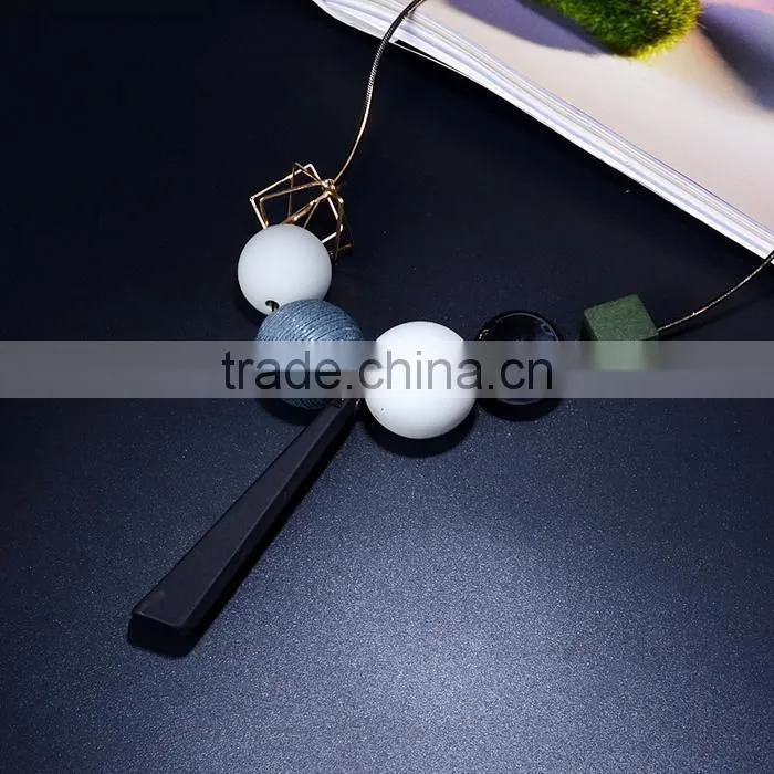 fashion horseshoe strip pendant long necklace square hoop large bead on chain necklace autumn winter long sweater necklace