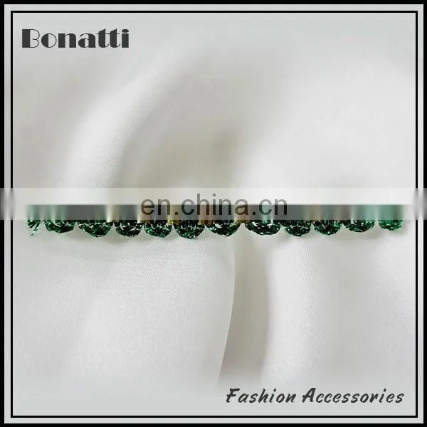 Custom fabric trim for garment accessories