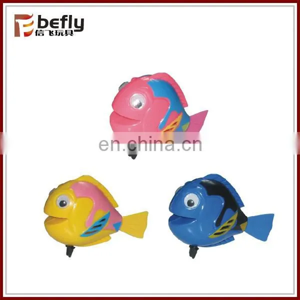 Promotional wind up kids plastic fish toys