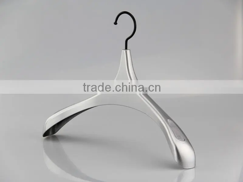silver electronic plated hanger with notch for clothes