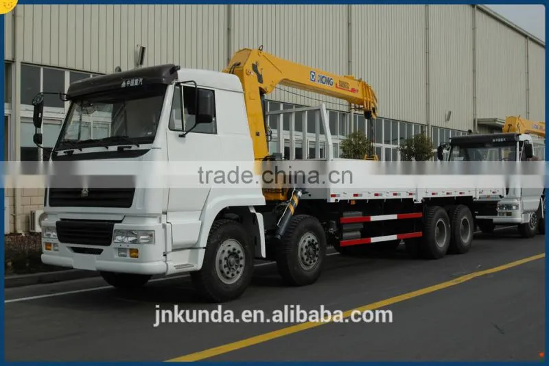 ZZ2167M4327A howo 4*4,6*6 all-wheel drive cargo truck mounted crane