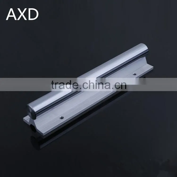 Linear motion guide for sliding table saw