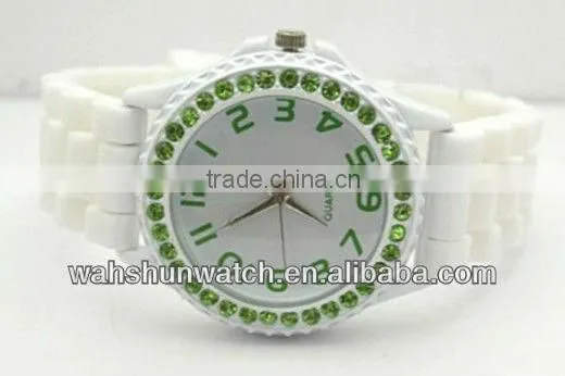 Trend design lady's fake diamond watch in dongguan