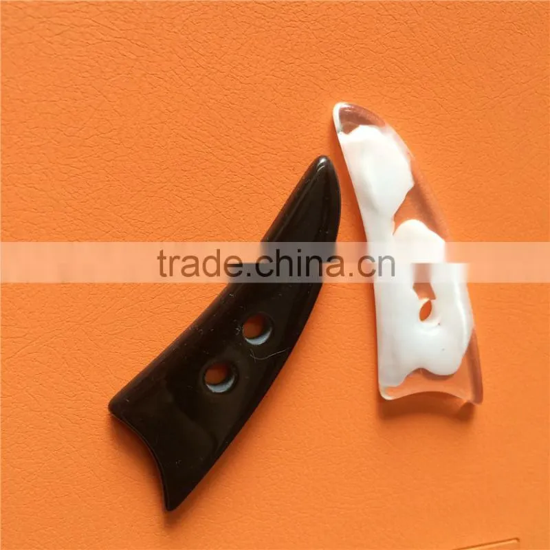 RESIN FLATBACK HORN BUTTON