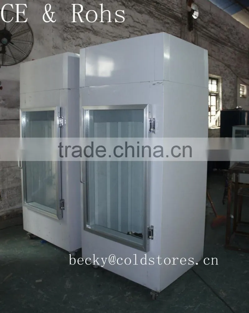 Model 300 bagged ice storage bin with single solid door