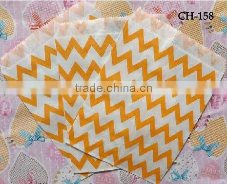 Customized Kraft Chevron Paper Treat Bags for Wedding Party