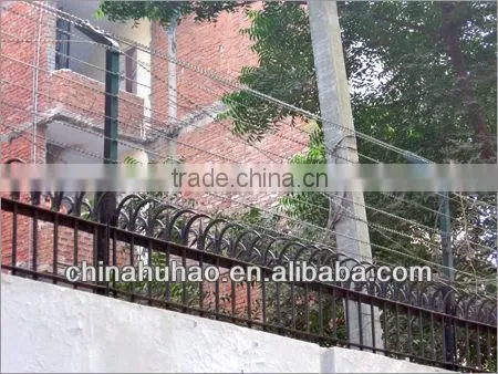 razor fences barbed wire mesh variety size galvanized protection for household/prison/airport