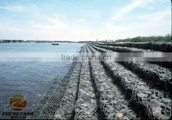 China 1x1x1m,2x1x0.5m keep earth rock cages slope greening stone baskets wall PVC gabion mesh baskets hexagonal gabion boxes