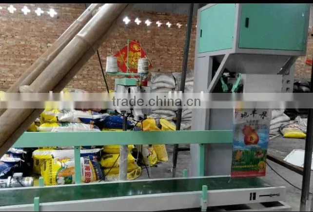 Wood pellets packing machine