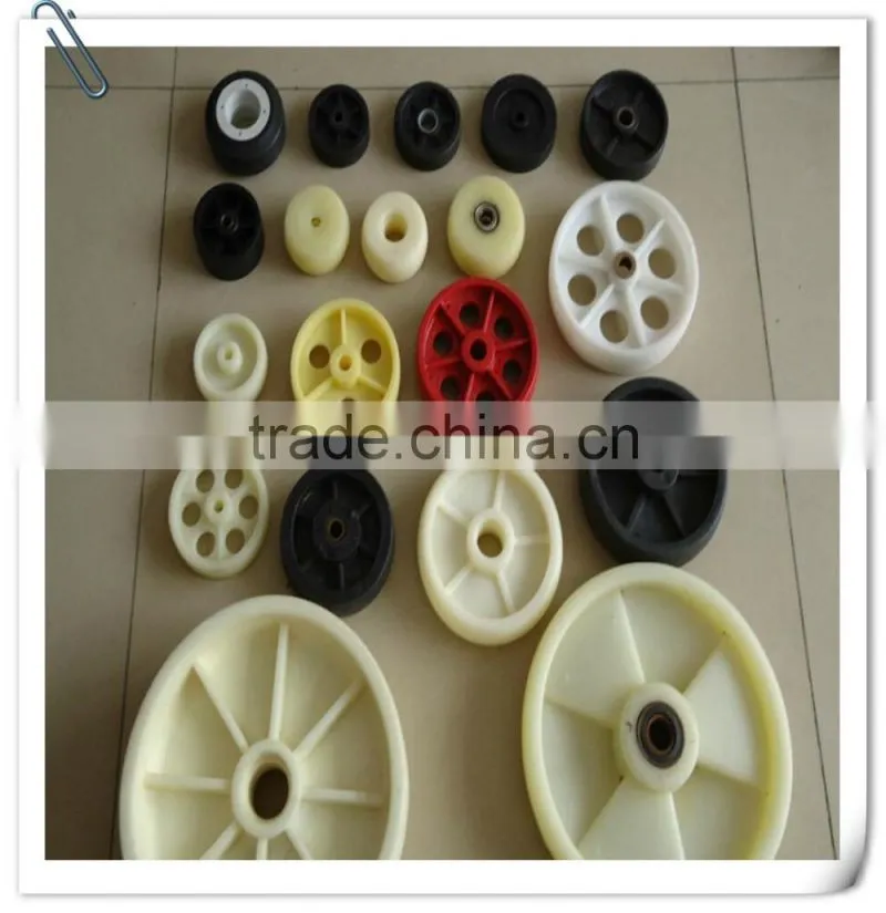 POM Molded plastic gear