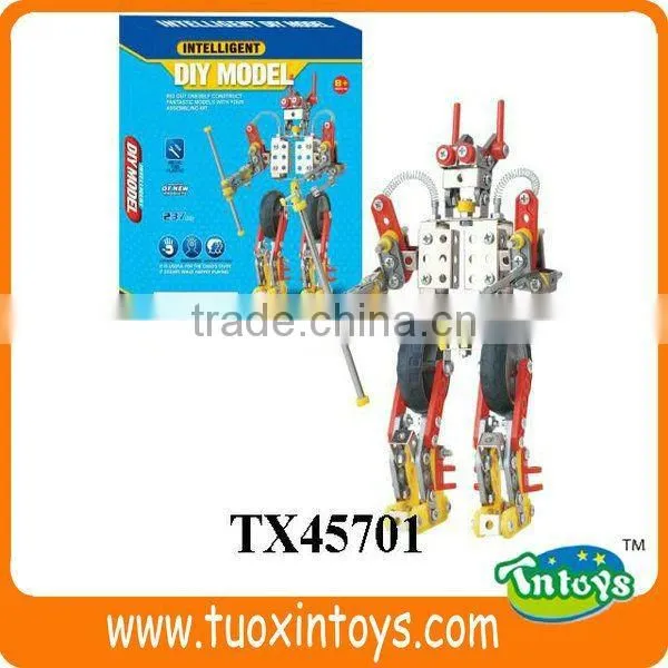 mini wind up toy robot