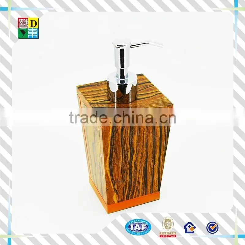 2016 hot sale acrylic toothbrush holder simple deign acrylic barthroom set high transperant acrylic soap display acrylic cotton