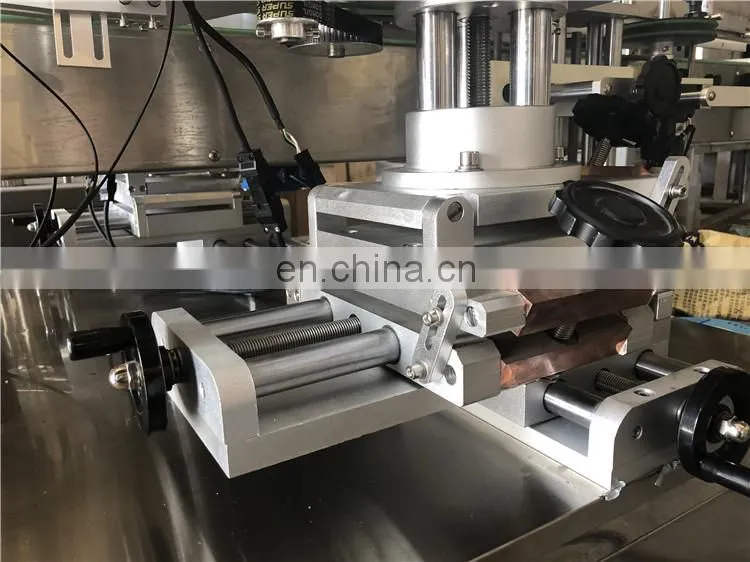 automatic plastic container labeling machine for plastic bottle